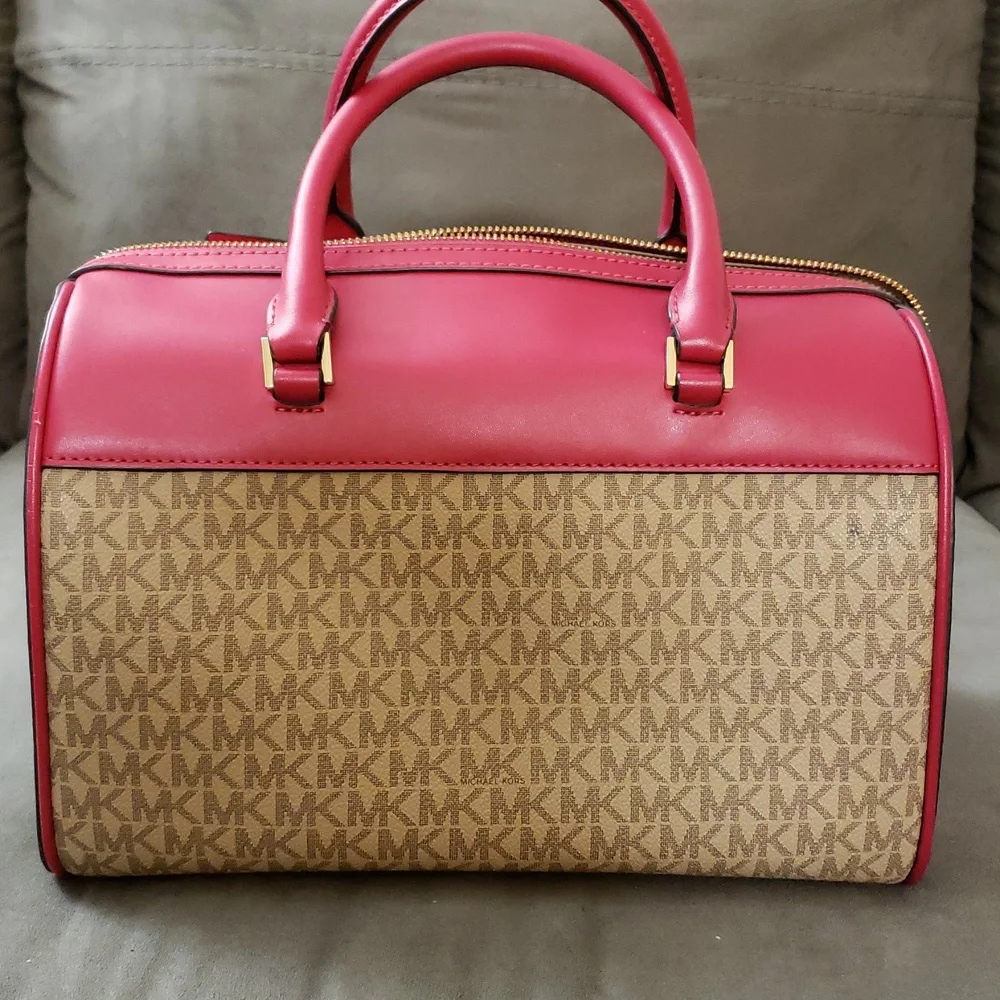 Michael Kors Fuchsia and Beige Satchel - Picture 5 of 14